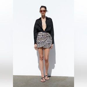 Zara Beaded Printed Wrap Skirt Size L. New with tags.